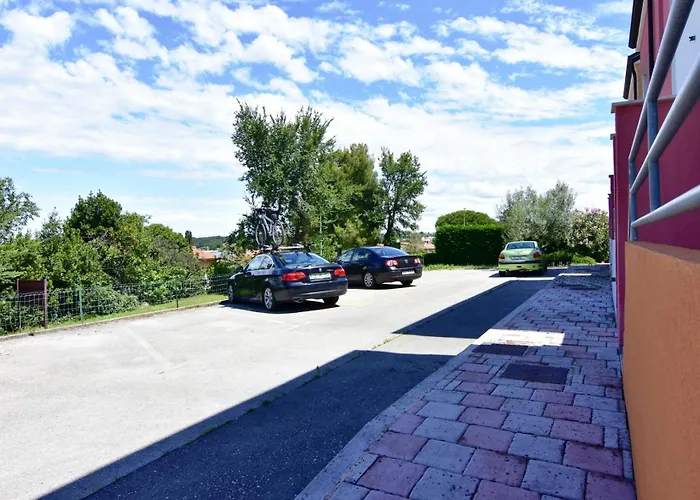 With Parking Spaces Dajla, Novigrad - 22735 Appartamento
