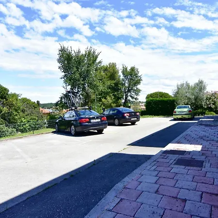 With Parking Spaces Dajla, Novigrad - 22735 Apartament